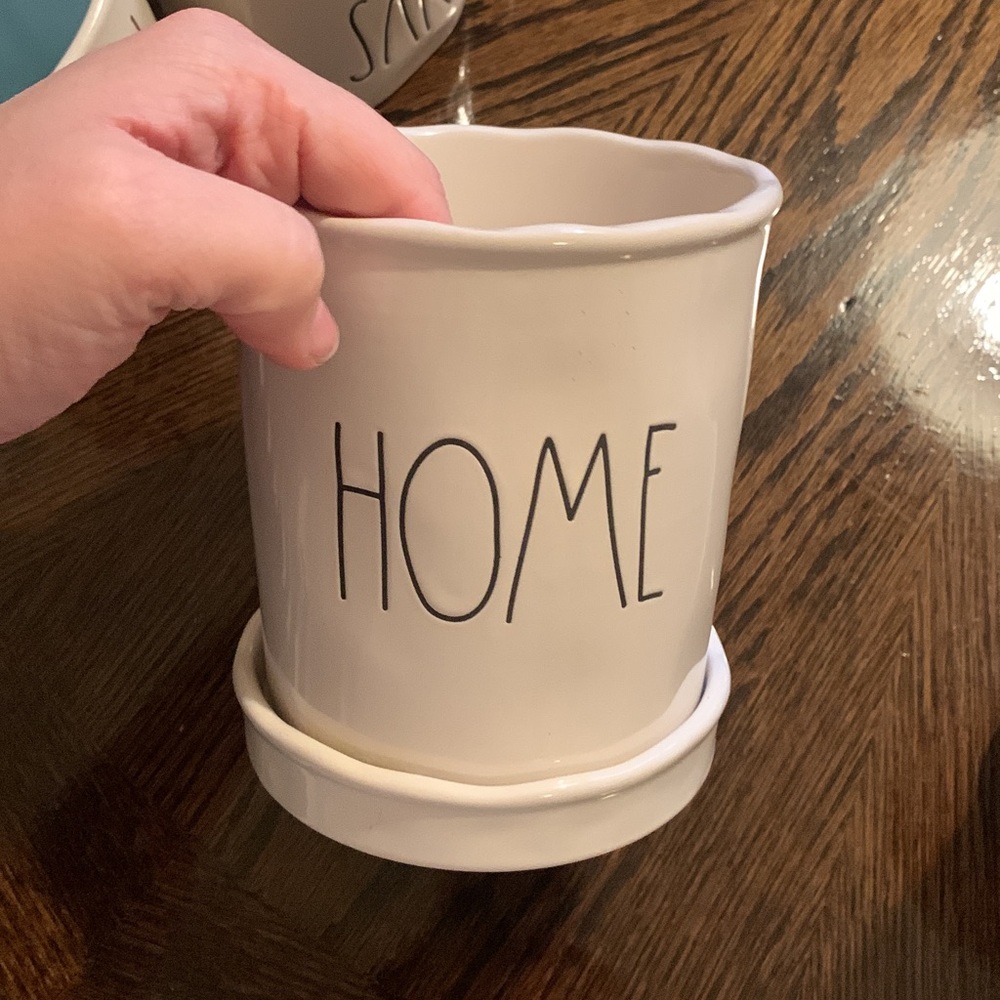 Home Rae Dunn Pot